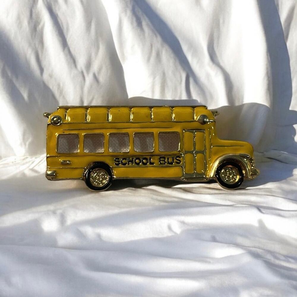 Vintage 80s/90s School Bus Enamel Pin